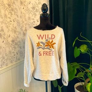 Women’s Sweatshirt.